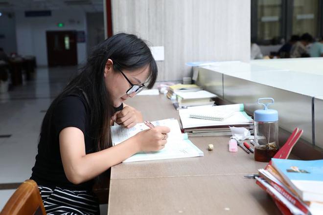 上海放暑假一般是几月几号_上海放假时间2020暑假_