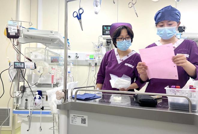 北京积水潭医院新生儿病房成功完成首例换血治疗