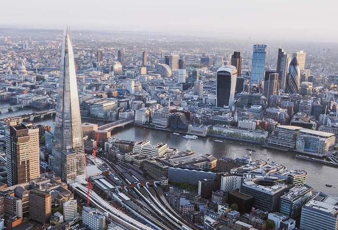移民背后推手死英国手下的人_移民背后推手死英国手下是谁_