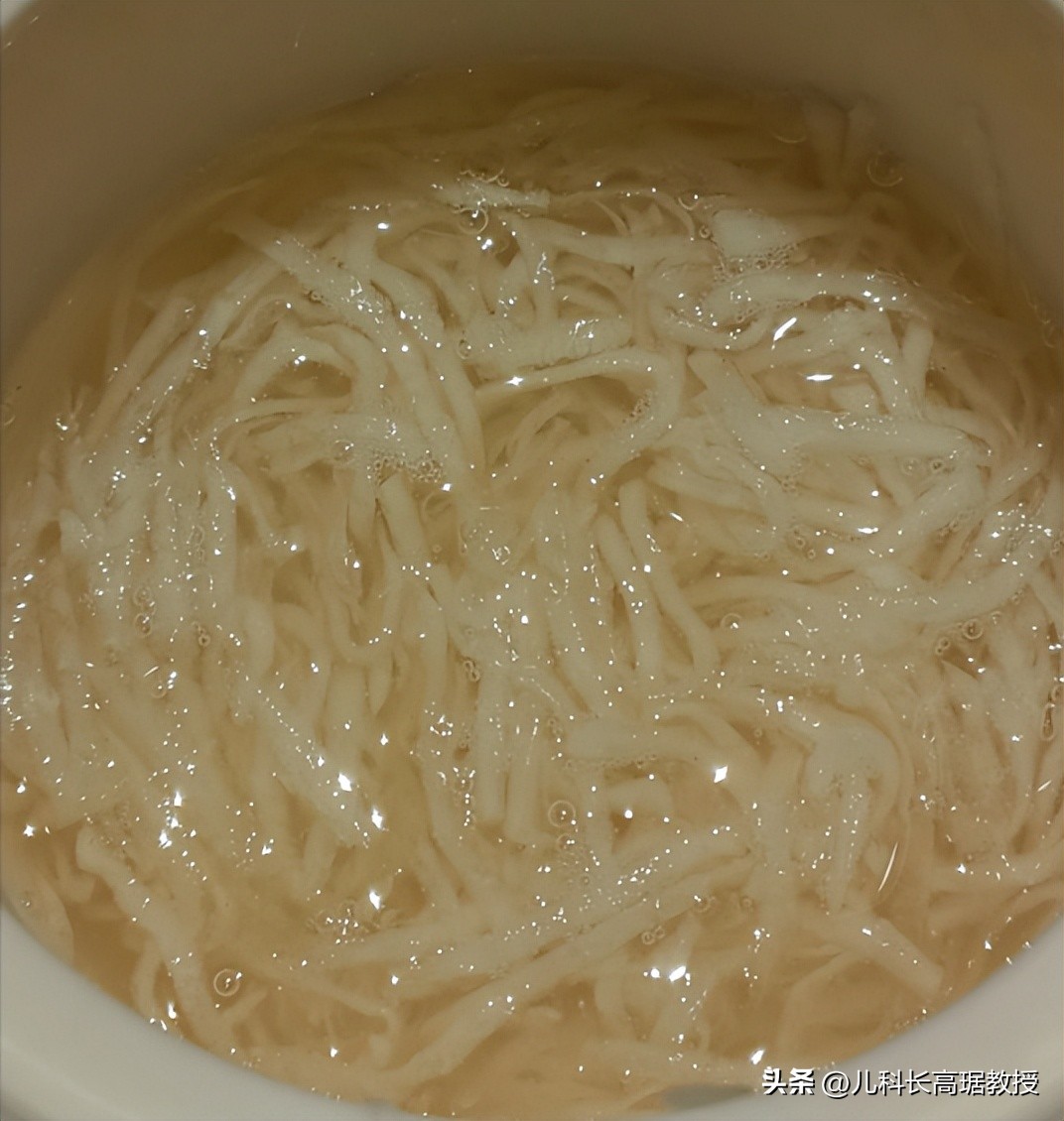 积食是“吃出来的火”，一个方法从根上解决，清内热、猛长高！_积食是“吃出来的火”，一个方法从根上解决，清内热、猛长高！_