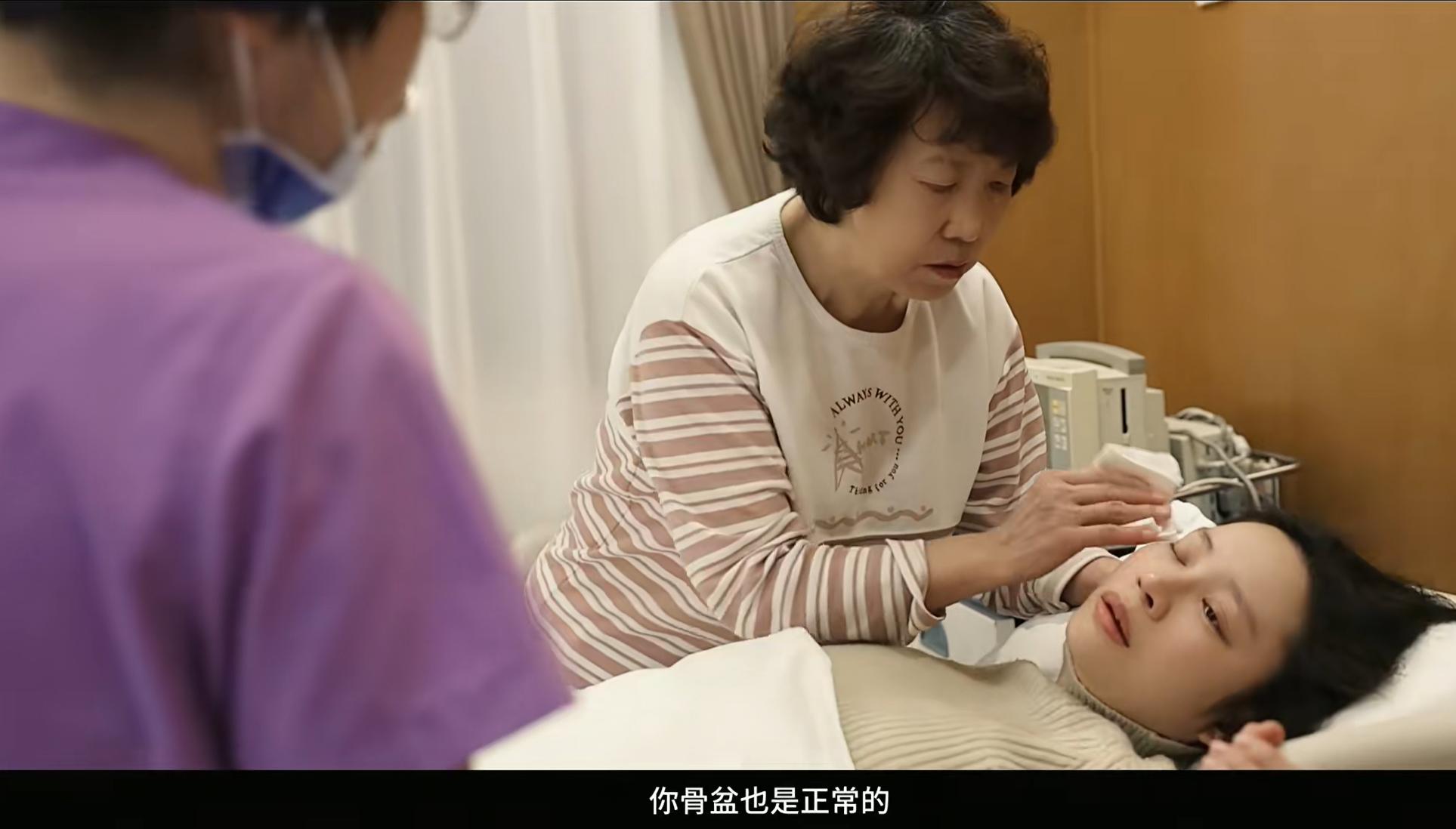 mc阿哲吧全程180分钟录像__上海地铁猥琐男作案全程曝光