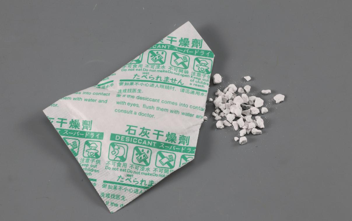 _眼睛不小心喷到药水怎么办_眼睛被喷了清洁剂怎么办